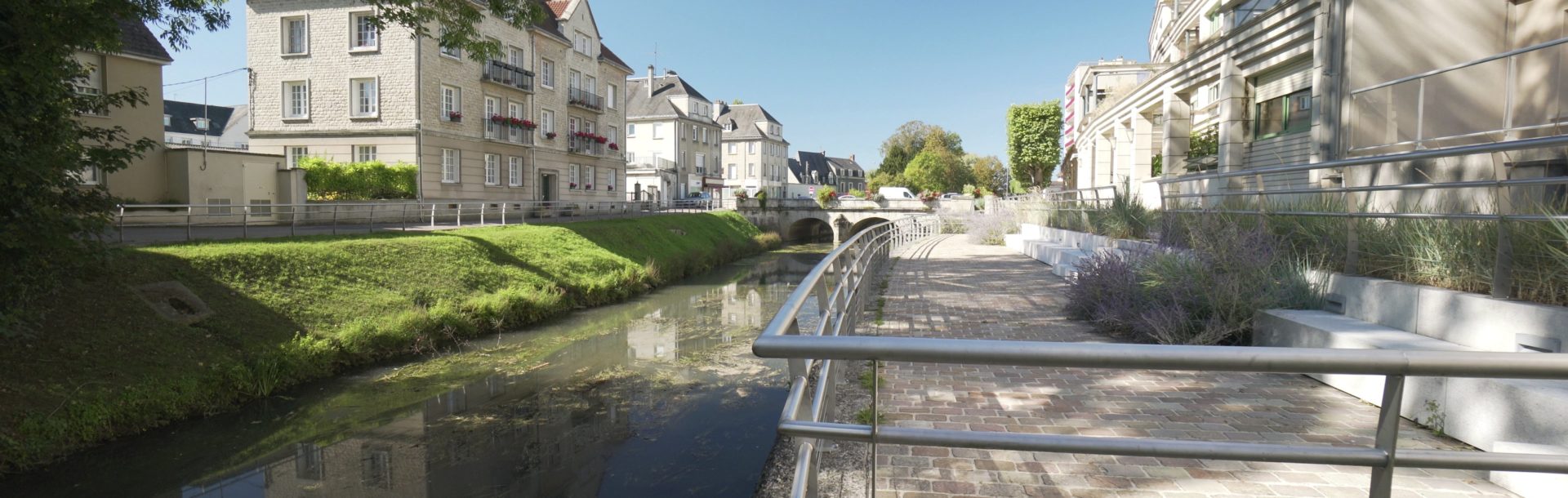 Circuit 10 : Aménagement d’un corridor écologique au cœur d’Argentan : une trame bleue au fil de l’Orne